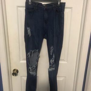 Ripped distressed skinny jeans